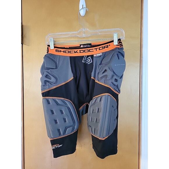 shock doctor compression 598 shorts 5 PADDED CUP INSERT MEN'S SIZE-L FOOTBALL! - Picture 1 of 5